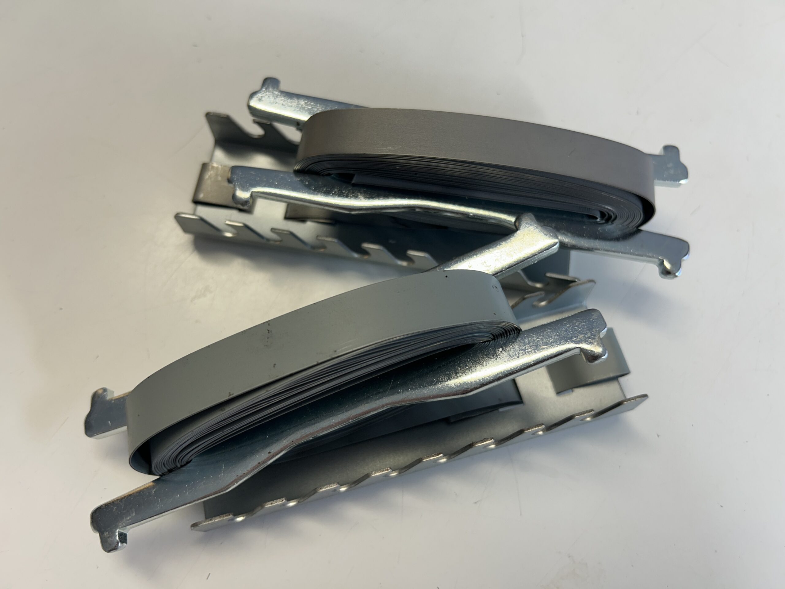 Hive Lock Fastener (EmLock) - 4 Metre Metal Strap
