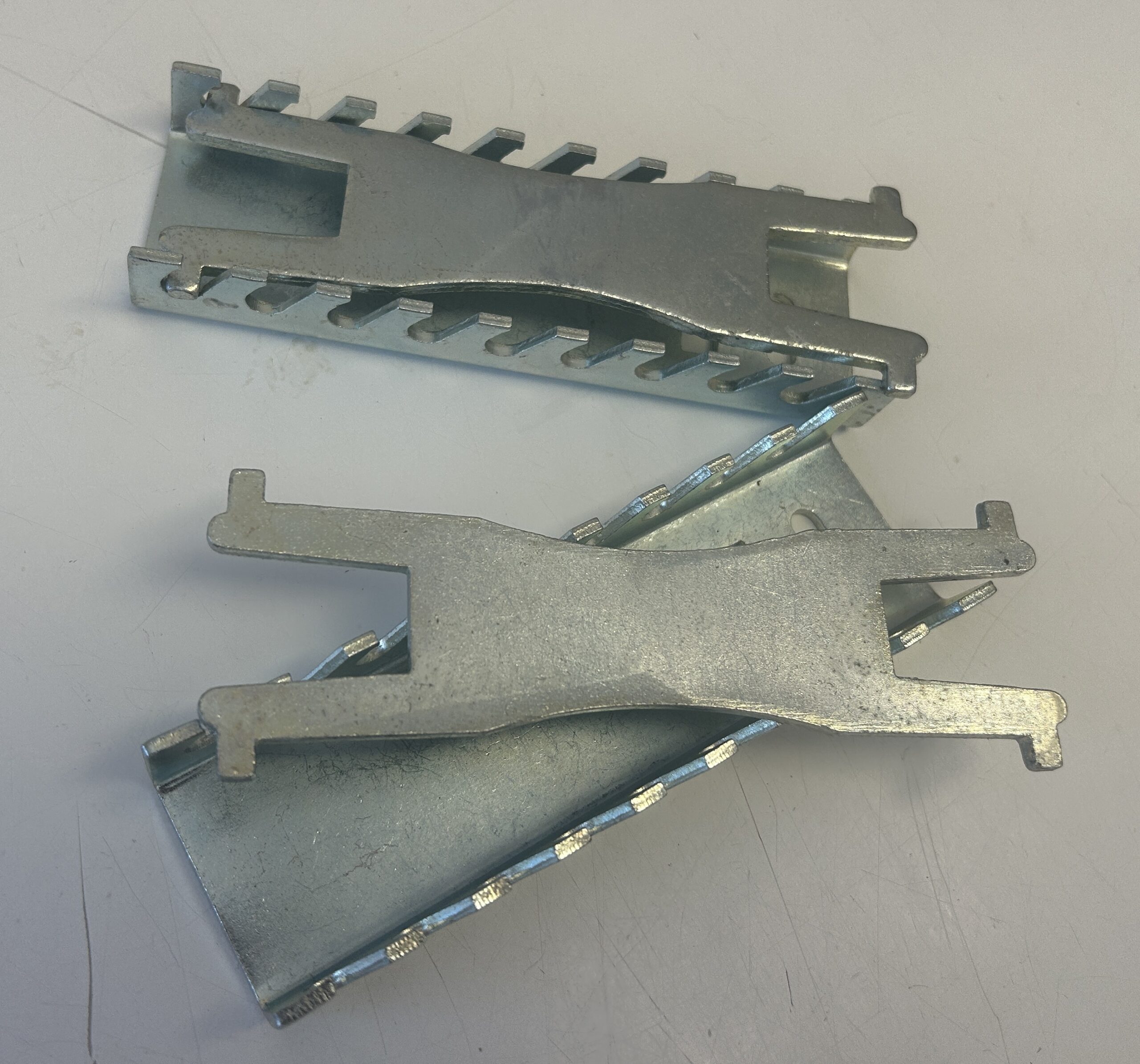 Hive Lock Fastener (EmLock) - No Strap